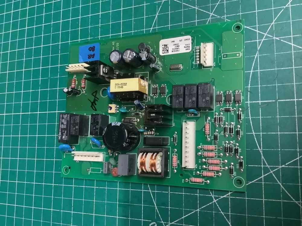 Whirlpool Kenmore Maytag 720961 00 Refrigerator Control Board AZ204737 | AR80