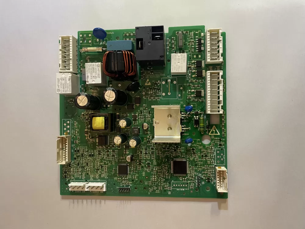Electrolux Frigidaire Main Control Board 5304521907  AZ172484 | KM397