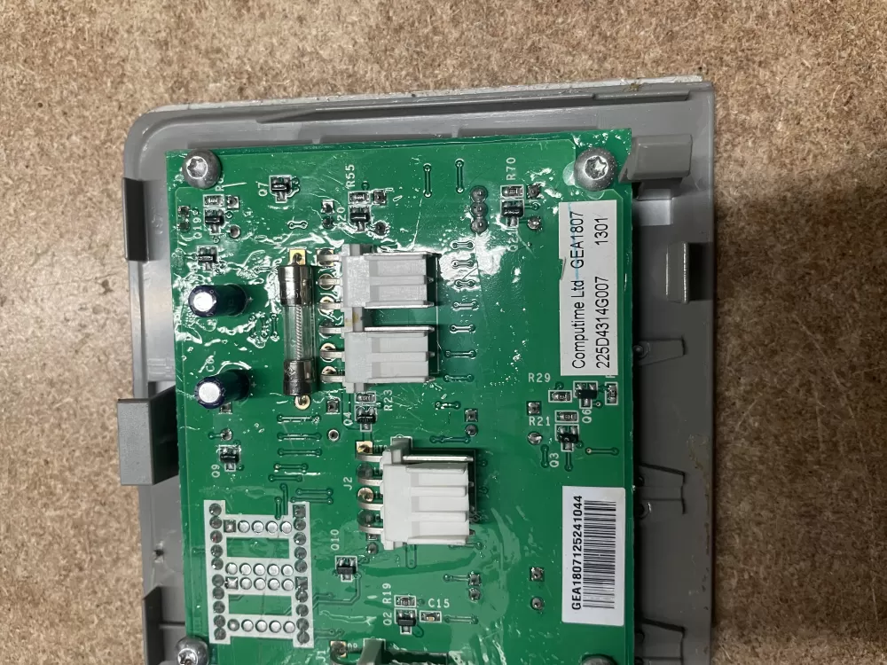 GE Refrigerator Control Board WR55X11035
Dispenser Interface AZ5383 | KM1649
