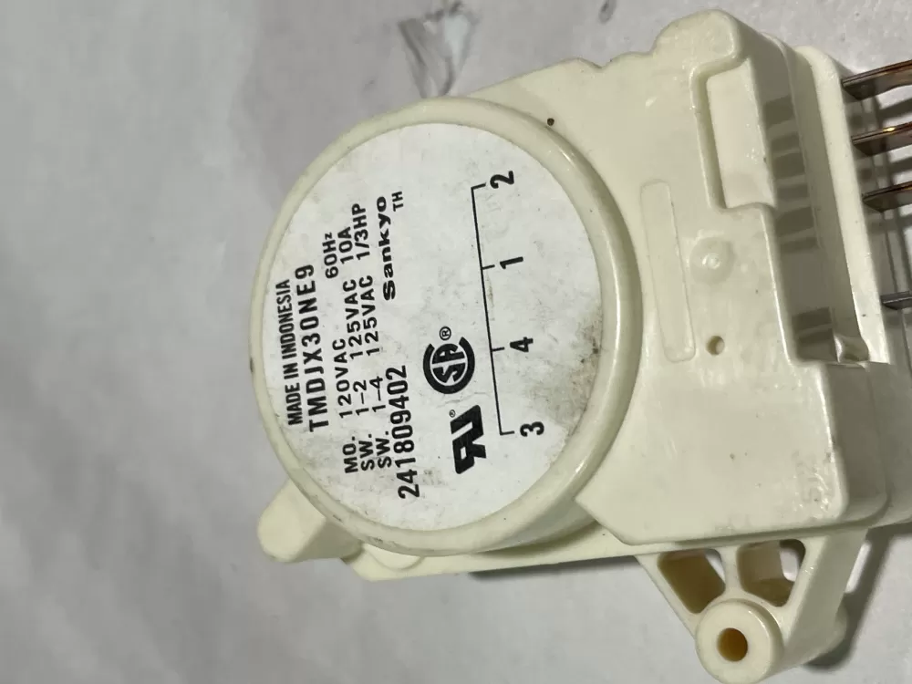 Frigidaire Kenmore 215846604 Refrigerator Defrost Timer AZ152217 | Wm877
