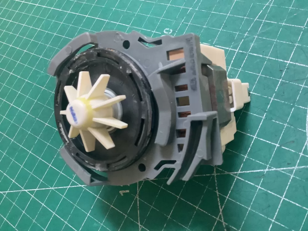 Whirlpool Washer Drain Pump WPW10348269 AZ221444 | SLA133