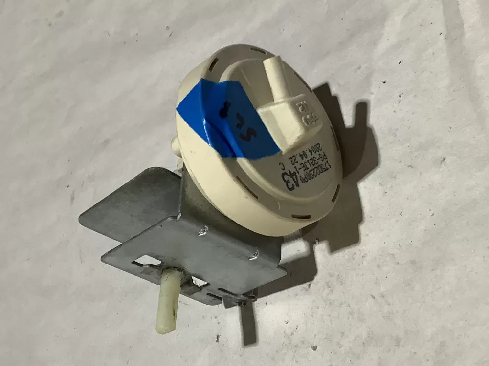 GE  Hotpoint WH12X10076  175D2290P062  AP2045906  771436  AH269802  EA269802  PS269802 Washer Pressure Switch