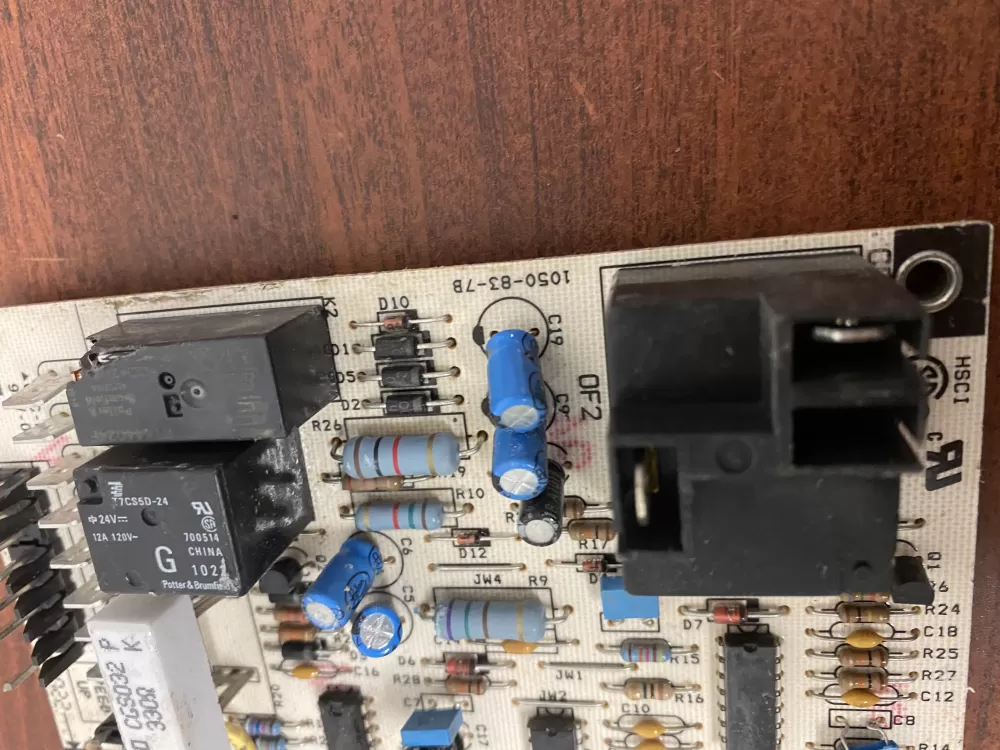 Carrier Defrost Control 1050-1SA CESO110063-02 1050-83-7A AZ37845 | BK1267