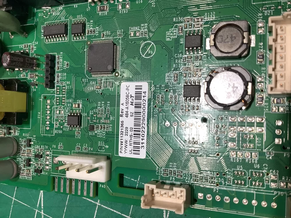 Whirlpool Roper Estate W11321365 Refrigerator Control Board AZ184070 | AR2712