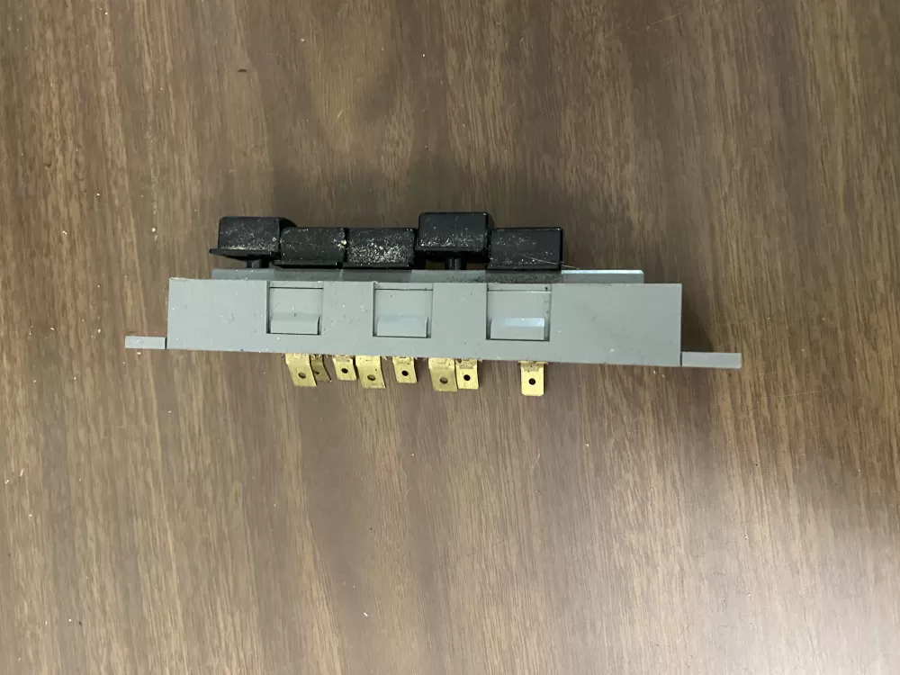 154220401 DISHWASHER PUSH BUTTON SWITCH AZ79006 | BK1133