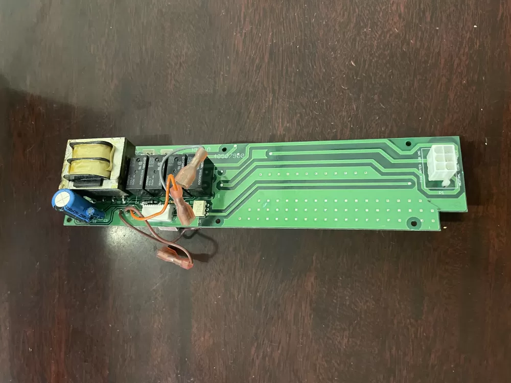 Frigidaire 703644-02 Refrigerator Control Board