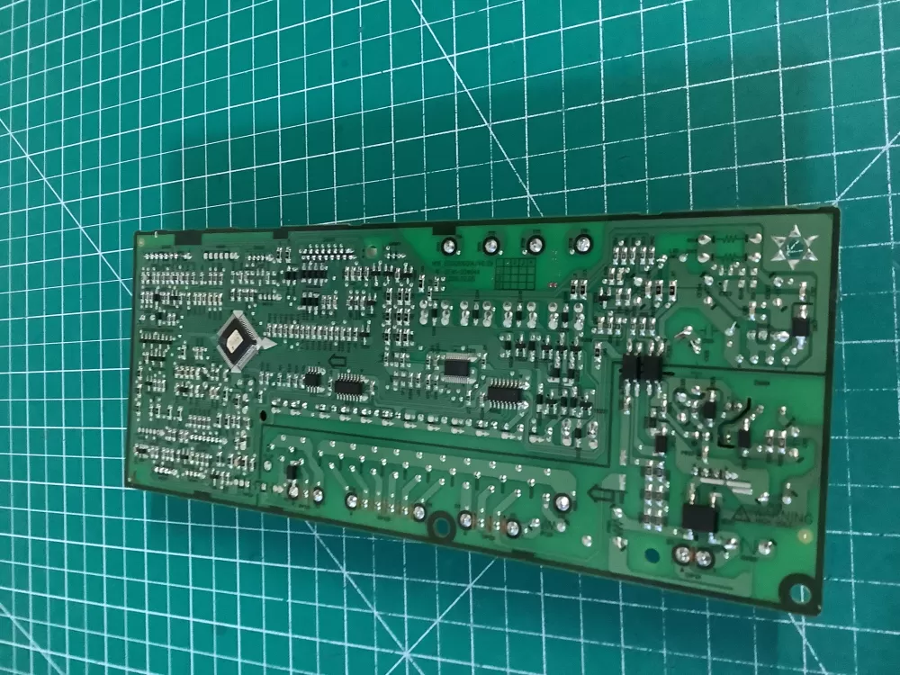 Samsung DE92 03977C Microwave Control Board Panel AZ224586 | NR1233