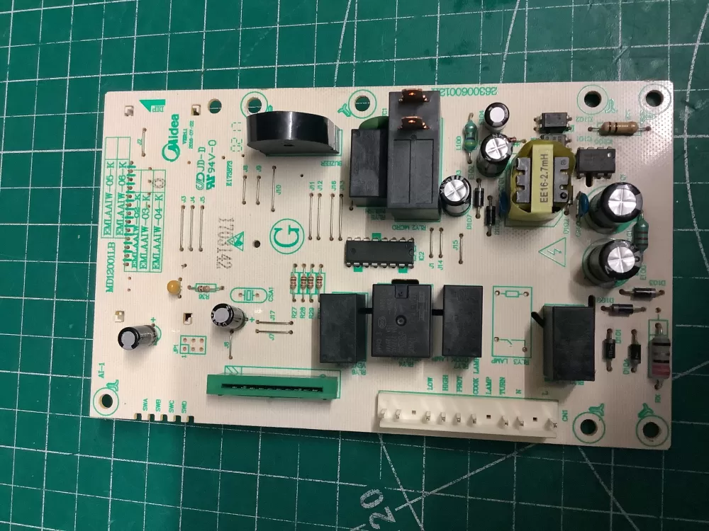 GE MD12001LB EMLAAGE-04-K 17170000008243 Microwave Control # AZ201440 | AR1863