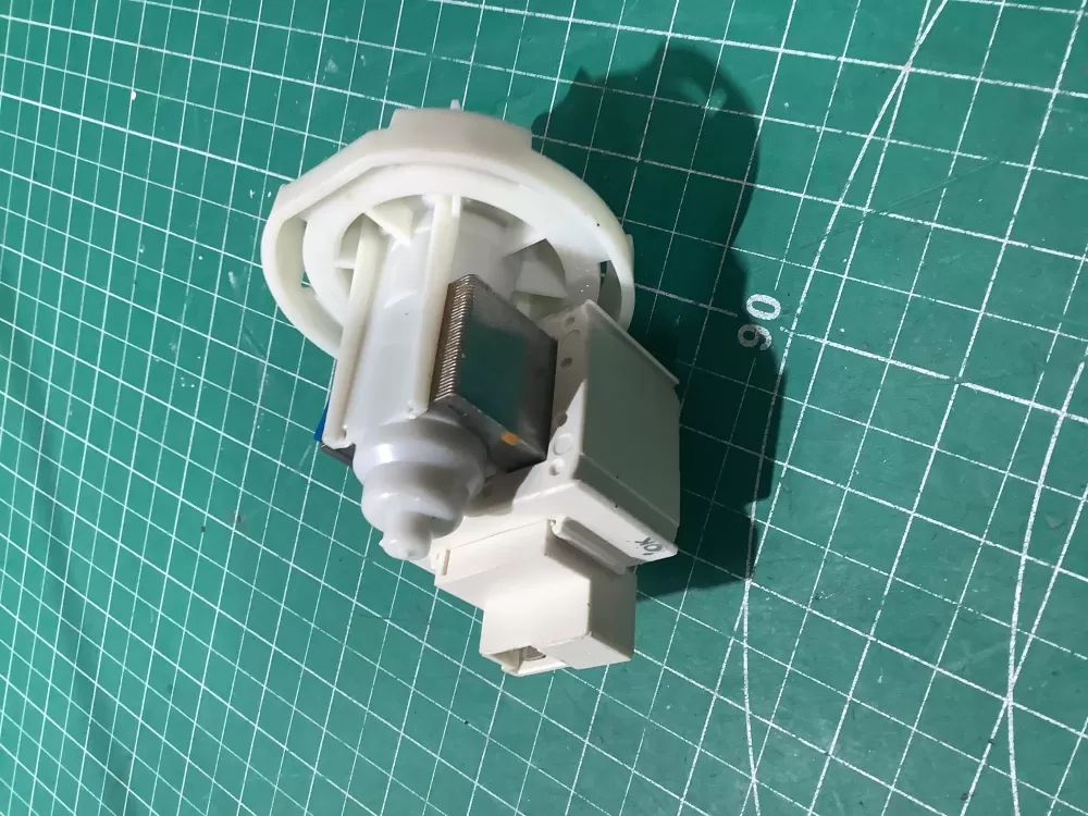 Miele 6804851 Dishwasher Drain Pump AZ191157 | SL31