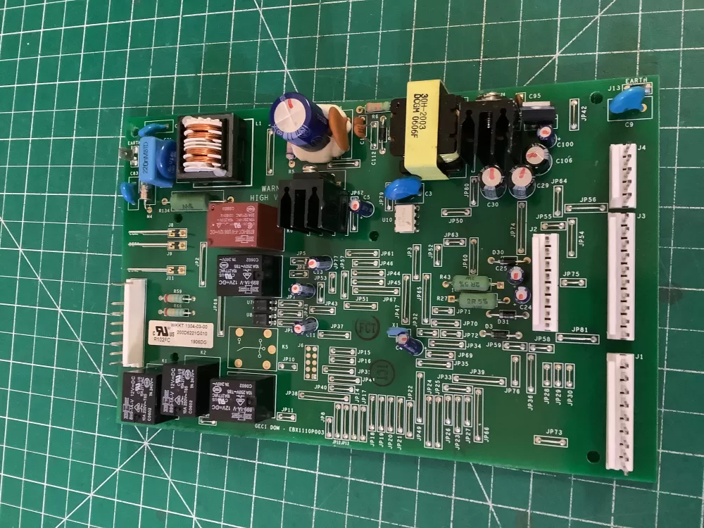 GE 200D6221G010 WR55X10552 Refrigerator Control Board AZ185477 | NR1831