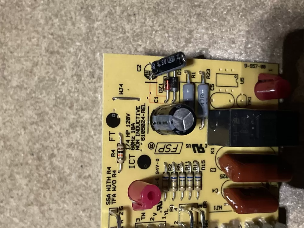 Kenmore  Whirlpool  KitchenAid  Amana  Maytag  Roper  Estate WPW10366605  W10366604  W10135900  W10366605  2210005  2213456  2213457  2213475  2213476  2213489  2213490  2252148  2252150  2303822  2303837  2304069  PS11753802  W10135053  W10135899  W10135900R  W10351622  W10351625  W10351626  W10353224  W10366608 Refrigerator Adaptive Defrost Control