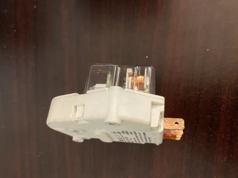 Frigidaire Kenmore 241705101 Refrigerator Defrost Timer AZ32142 | BK1678