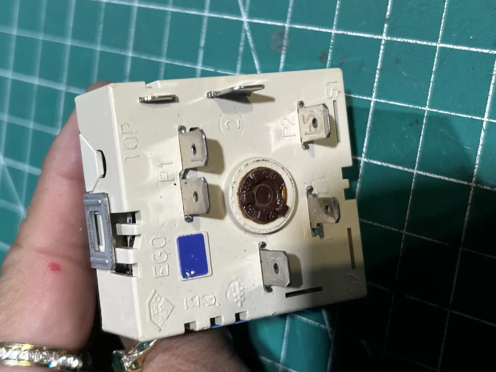Oven Range Surface Burner Switch 982-0359-001 AZ167194 | Sl264