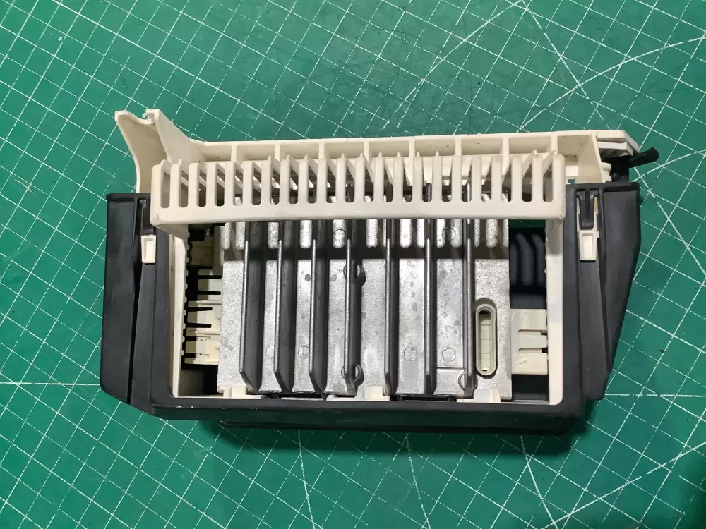 Frigidaire Motor Control 5304529478 / AP7019590 AZ230100 | AR2477