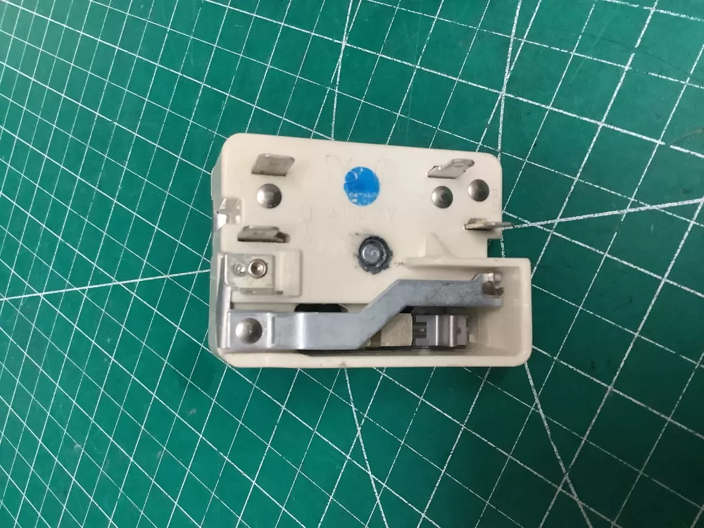 GE Kenmore 164D1816P05 Range Surface Burner Switch  AZ202171 | SL127