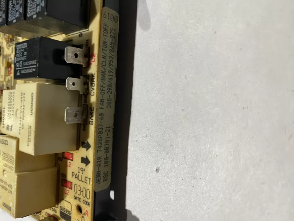 Jenn-Air 7428P037 60 Oven Jenn Air Control Board Wall AZ114975 | BK2139
