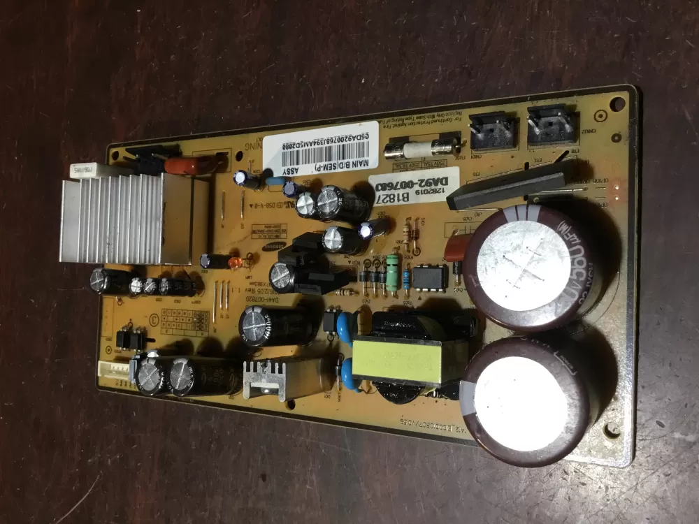 Samsung DA92 00768J Refrigerator Control Board AZ65947 | NR2115
