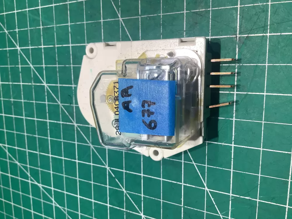 Whirlpool Kenmore W10822278 Refrigerator Defrost Timer AZ143343 | AR677