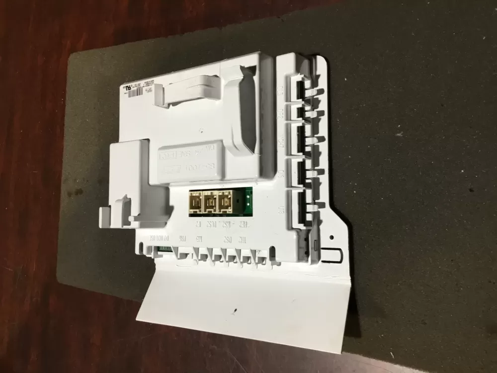 Whirlpool Amana W10205831A Washer Control Board AZ86466 | NR1187