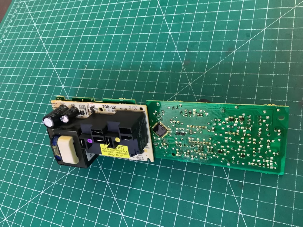 GE 8RK4B10003600 T08 2K Microwave Control Board Switch AZ204224 | NR358