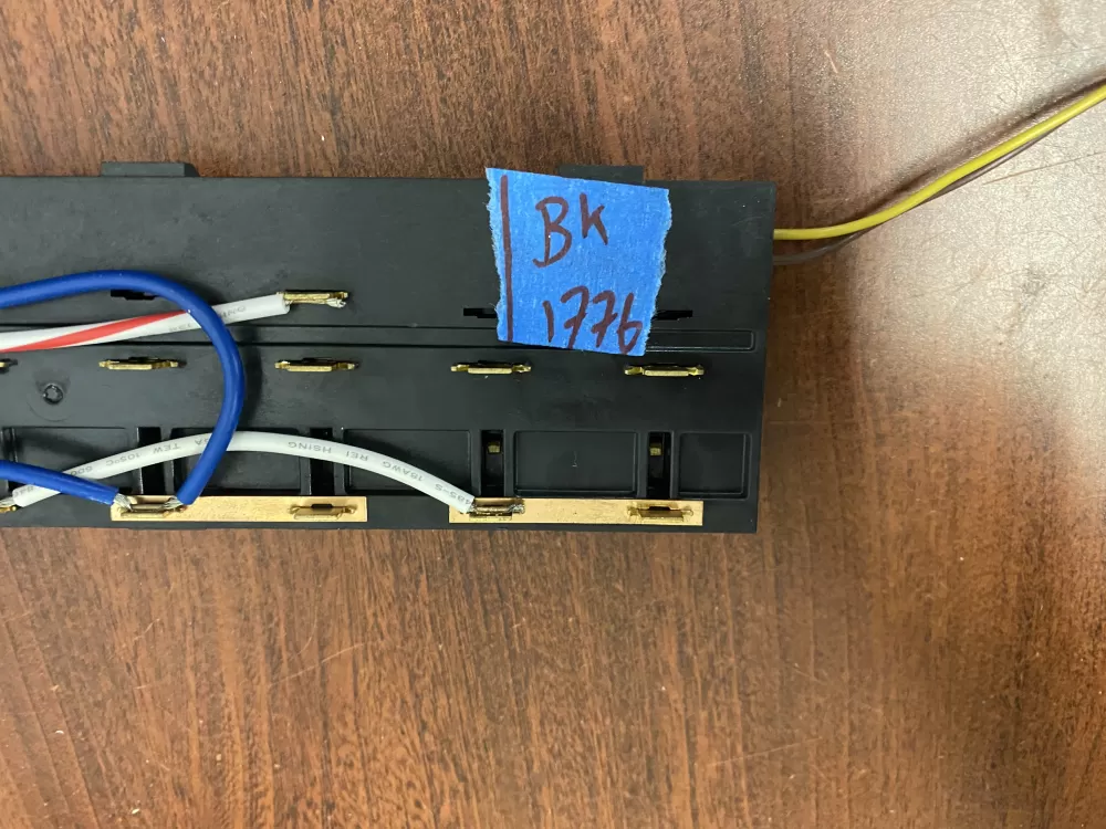 Whirlpool W10424366 Refrigerator Dispenser Control Board  AZ46167 | BK1776