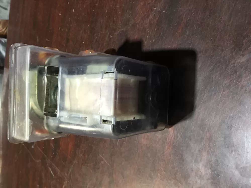 Hotpoint Wr60x10236 Refrigerator Ice Crusher Aur Motor AZ66050 | Sl29