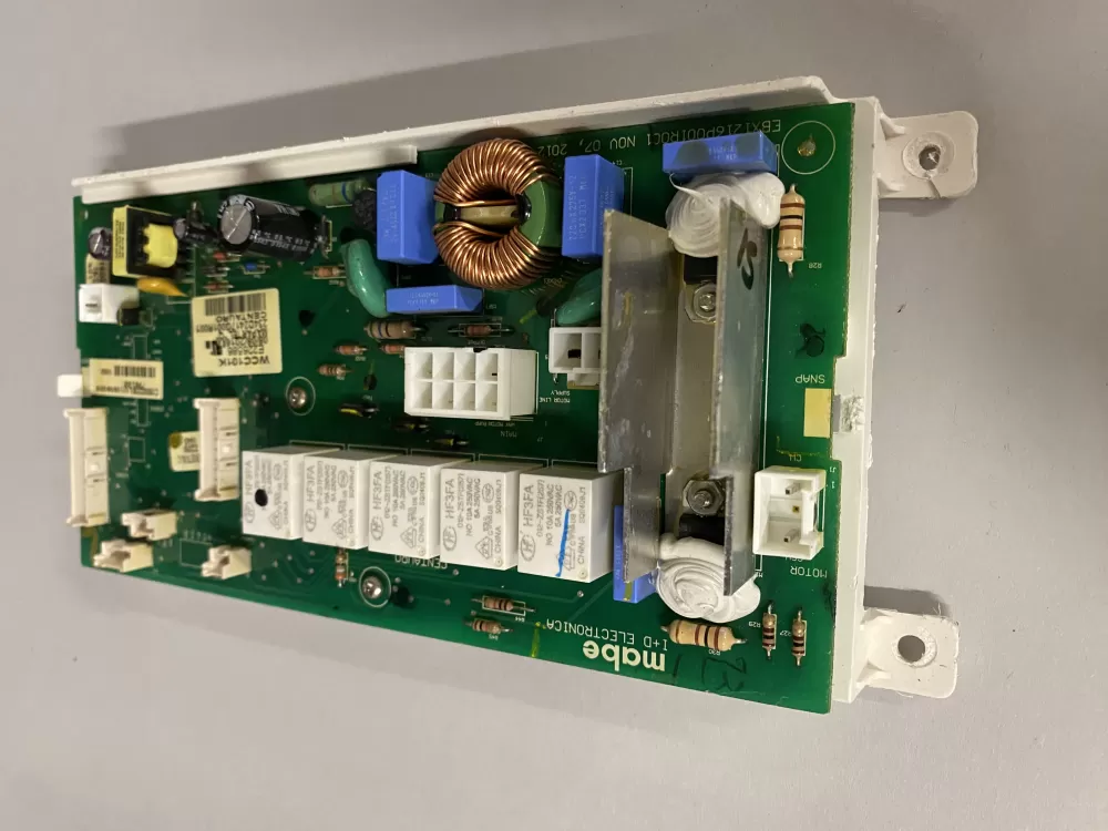 GE Hotpoint WCC101K Washer Control Board AZ226300 | BK2065