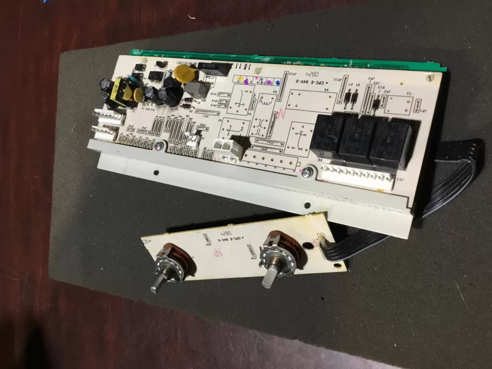 GE  Hotpoint 175D5220P001 Washer Control Board