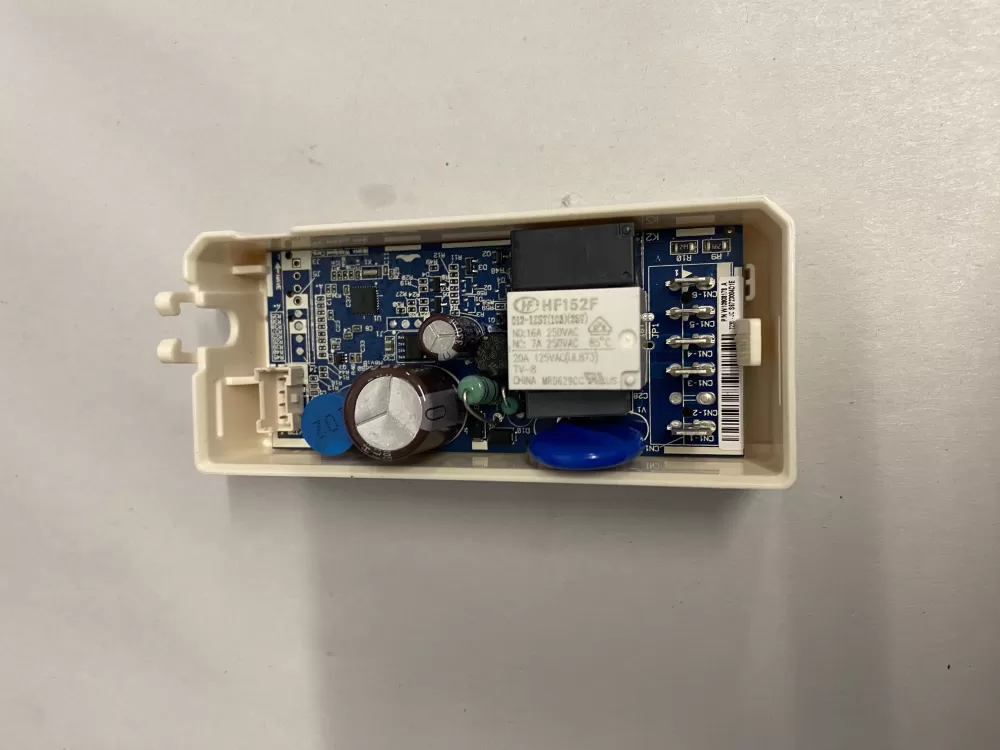 Whirlpool  Maytag W10908178 Refrigerator Control Board Box