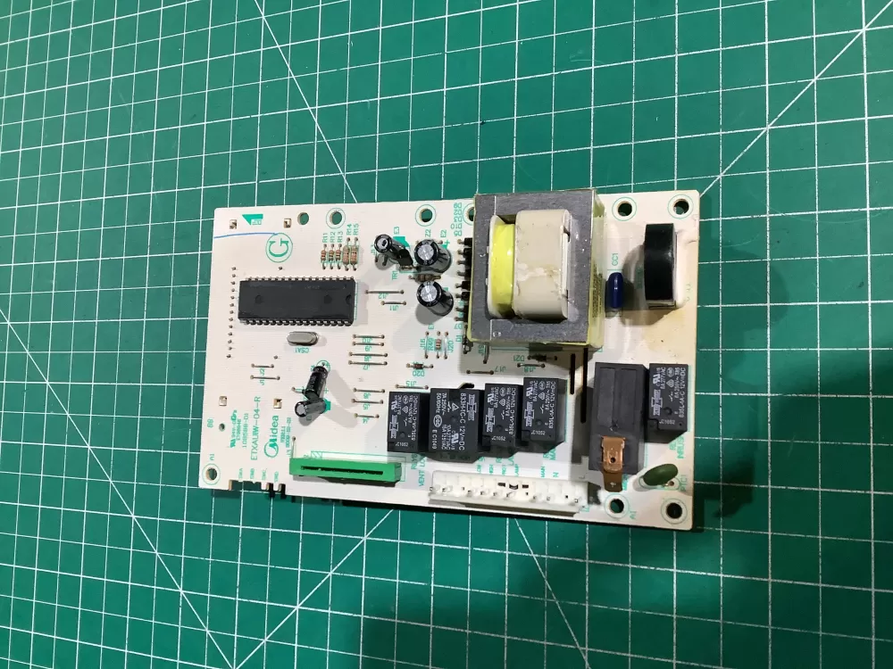 Midea E198946  MD12011L   EMXAAIW-03-R  EMXAAIW 03 R Microwave Control Board