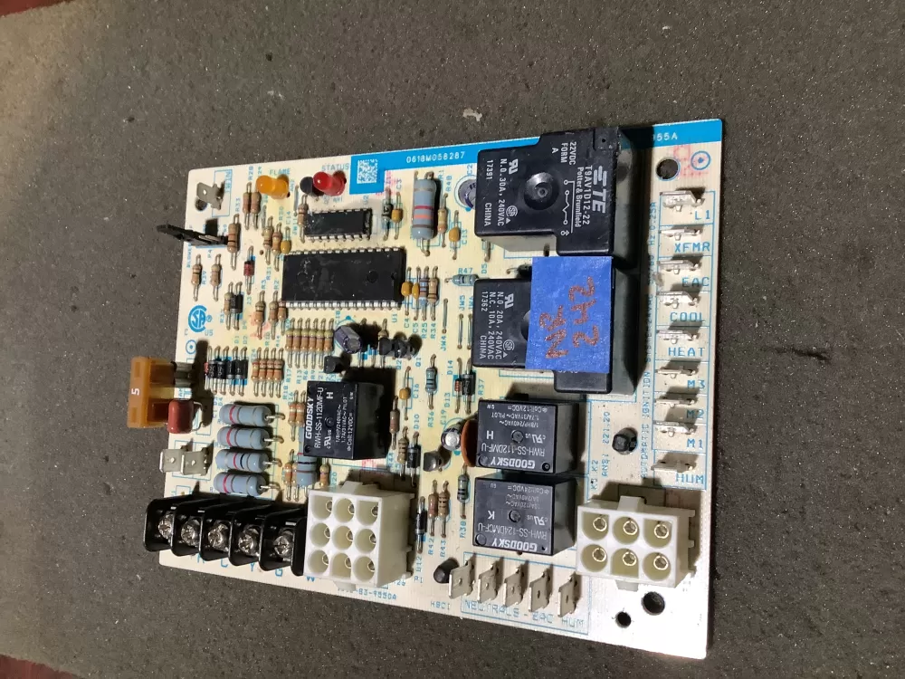 Nordyne 624631 1012 955a Furnace Control Board Kelvinator AZ110530 | NR242