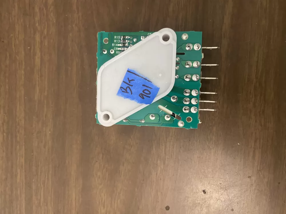 Whirlpool Maytag KitchenAid Refrigerator Control Board Defrost AZ102656 | BK901