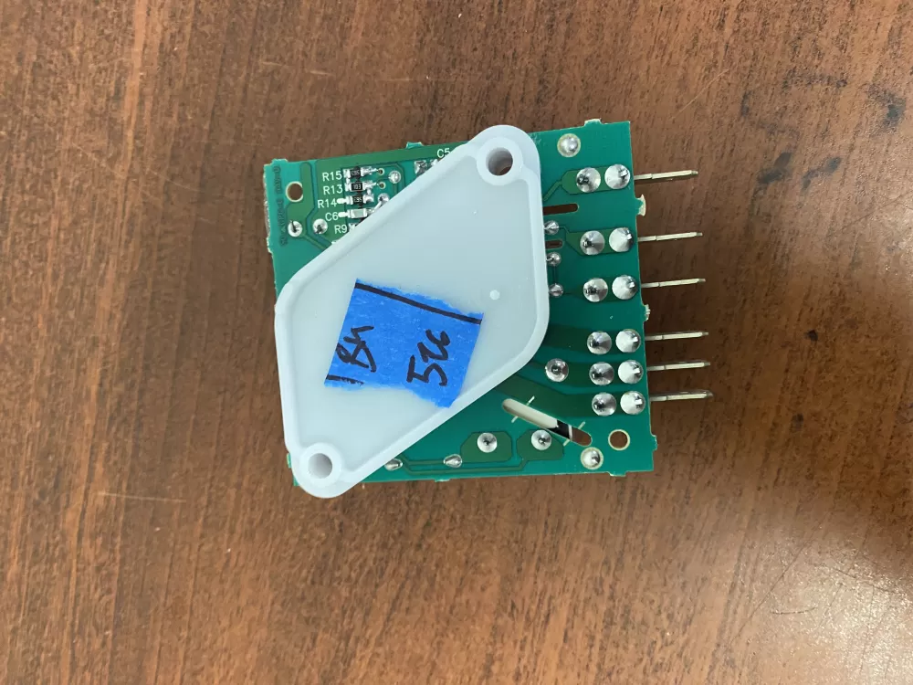 Whirlpool Maytag KitchenAid Refrigerator Control Board Defrost AZ39051 | BK526