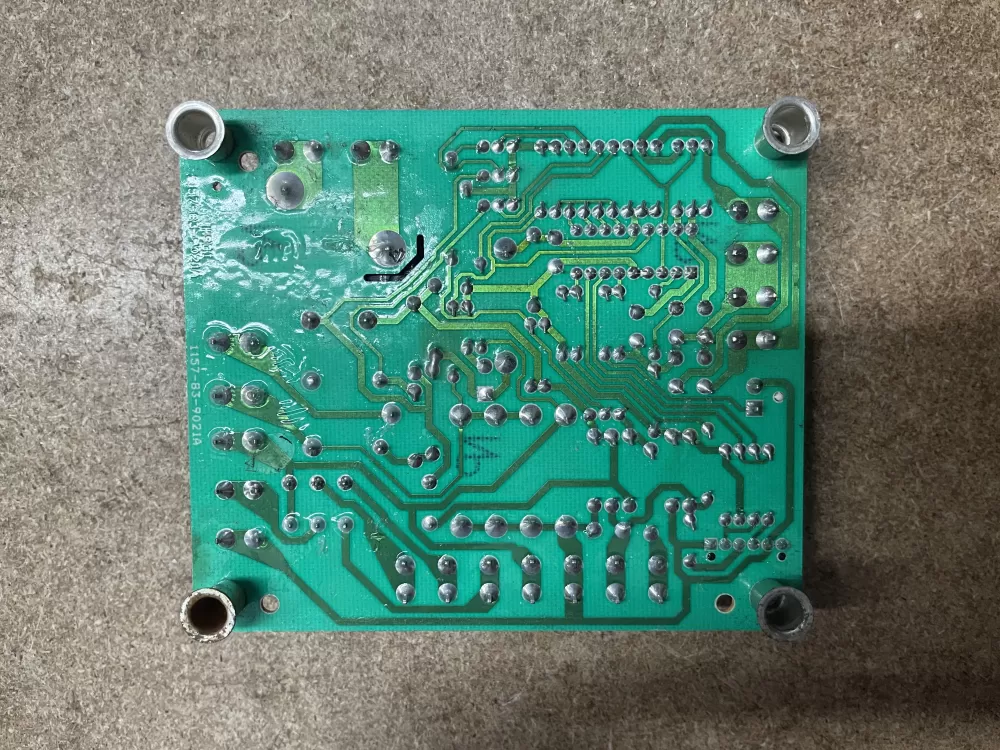 York 1 1157 900 10211  Defrost Source 57 02 Control Board AZ15529 | KM960