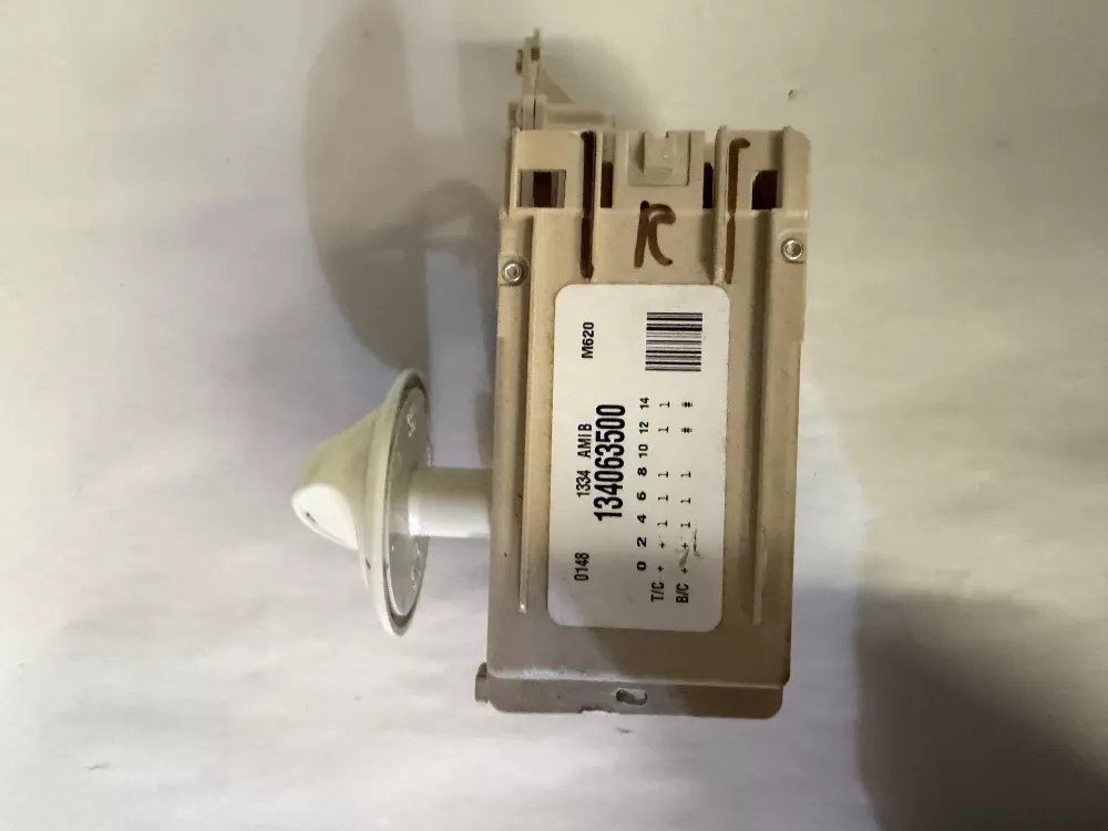 Frigidaire 134063500 M620 Washer Timer AZ222020 | KM1358