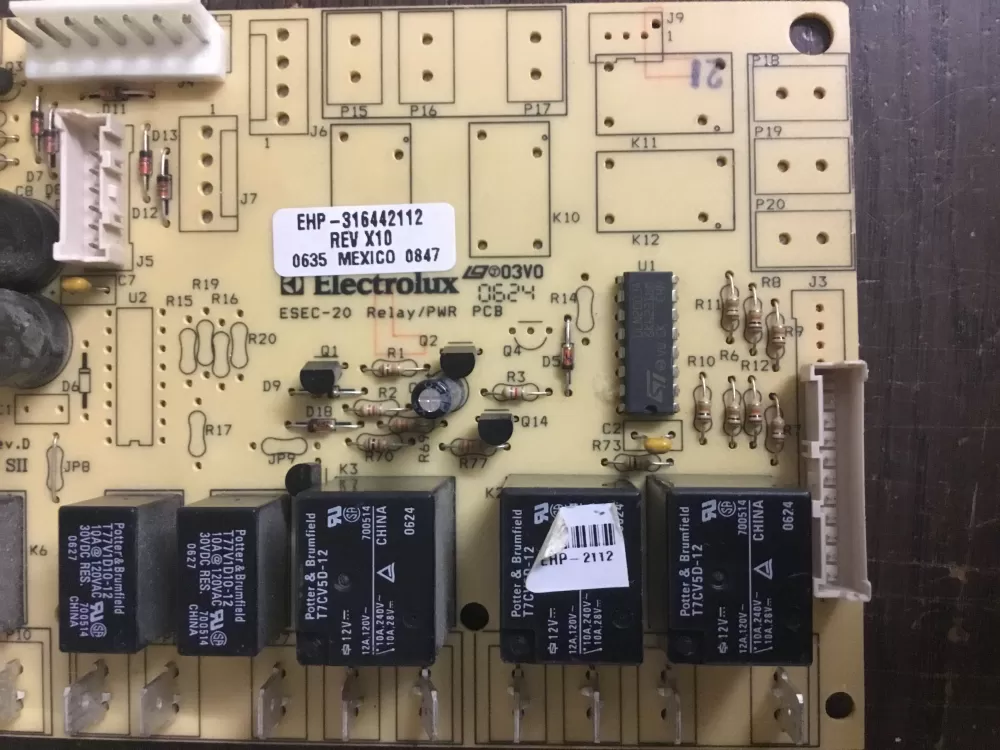 Frigidaire Kenmore Electrolux AP3965656 1197110 Range Board AZ469 | NR26