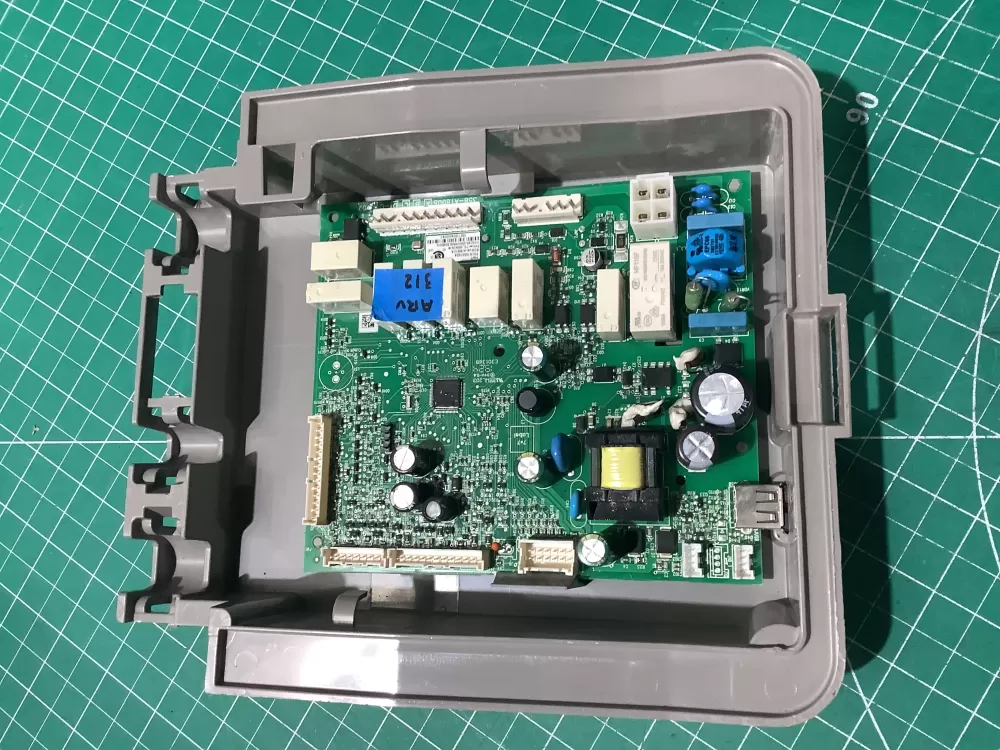 Frigidaire A16561204 Refrigerator Board AZ193587 | AR312