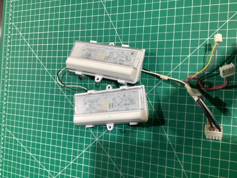 Kenmore PS11765713 Refrigerator Control Board Module Light AZ143245 | SL168