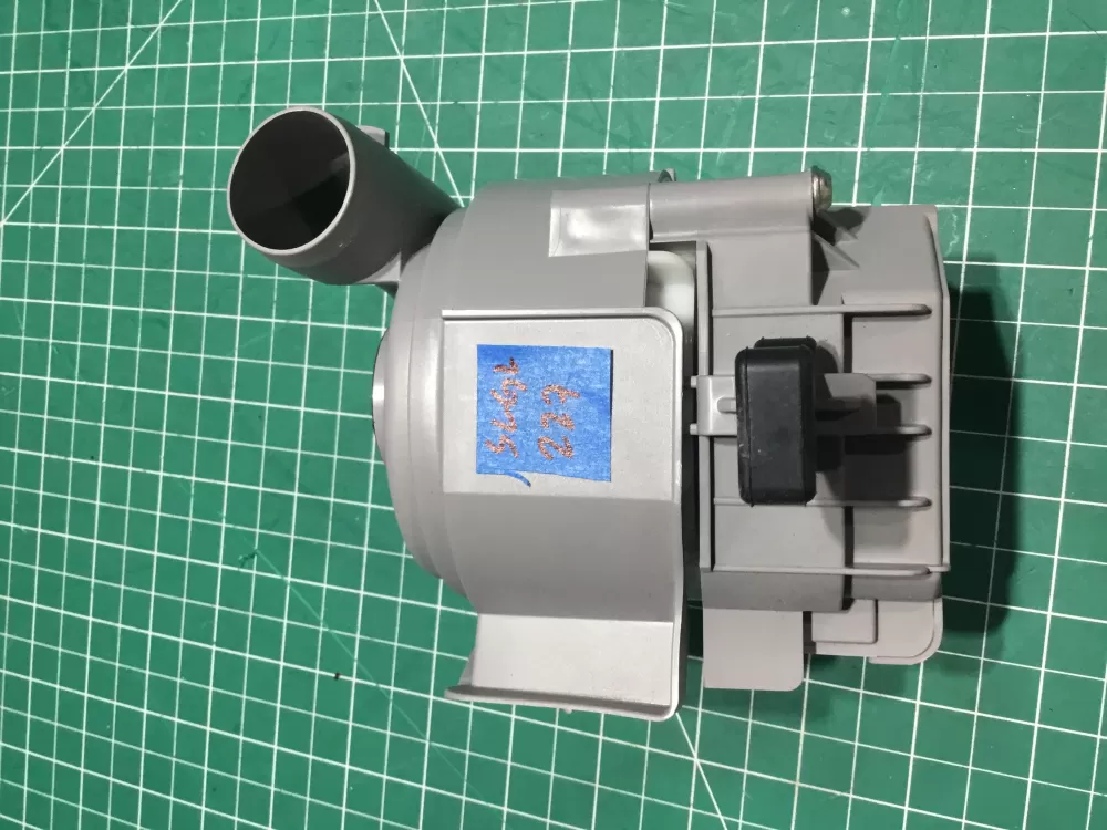 Bosch 9000897027  E319862 Dishwasher Circulation Pump Motor