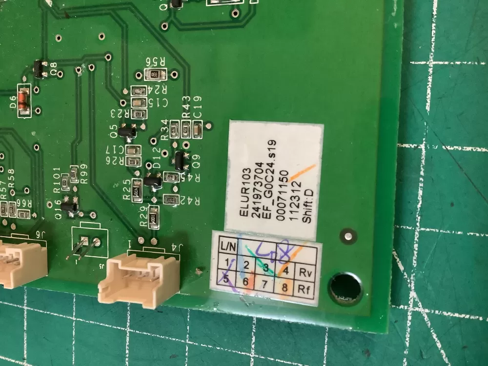 Whirlpool Frigidaire 241973704 Refrigerator Control Board AZ221188 | NR84