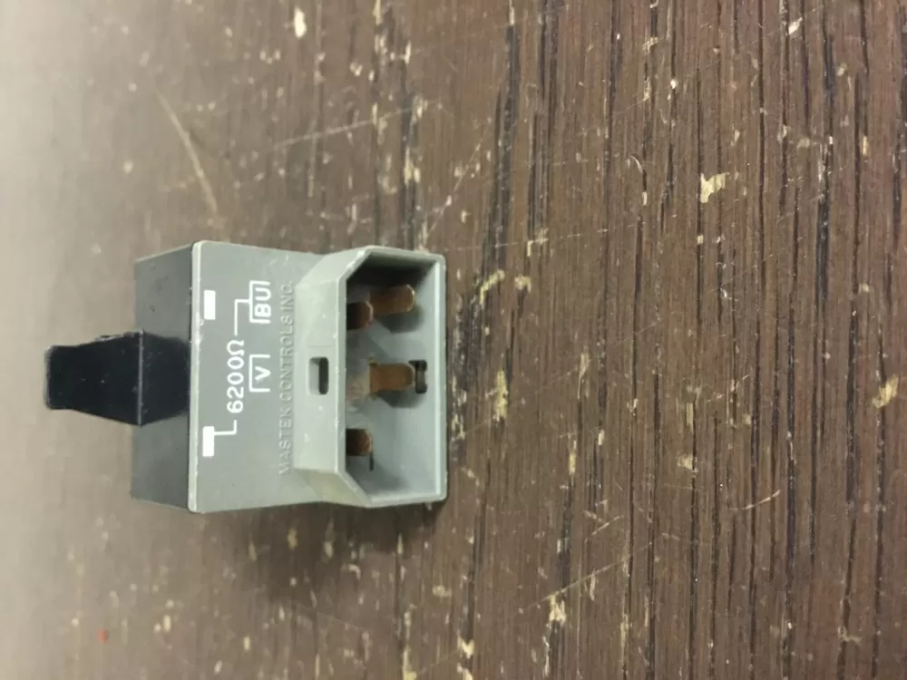 Maytag KitchenAid Kenmore AP6008373 Dryer Start Switch AZ17801 | NR189