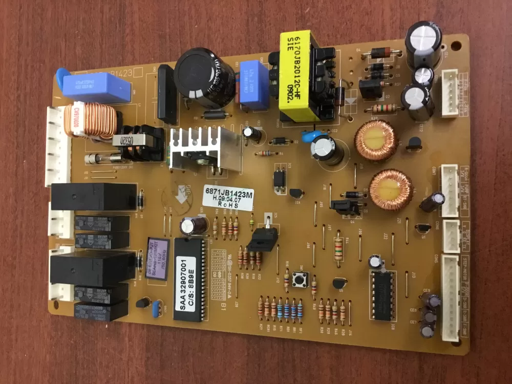 LG 6871JB1423M Refrigerator Control Board AZ30952 | NR1660