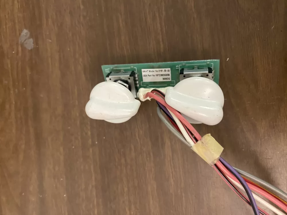 GE 197D2803G008 Refrigerator Control Board