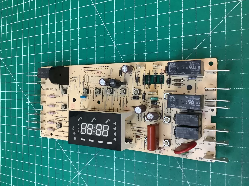 100-01551-01 Whirlpool Range Board - Control