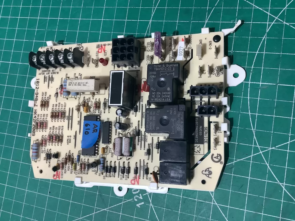 Bryant Hk42fz009 Furnace Control Board Circuit AZ193096 | AR610