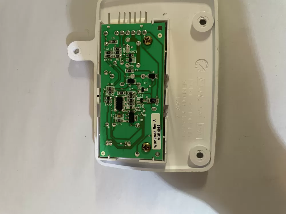 Whirlpool W10757851 4389102 Refrigerator Ice Control Board AZ189017 | KM1651