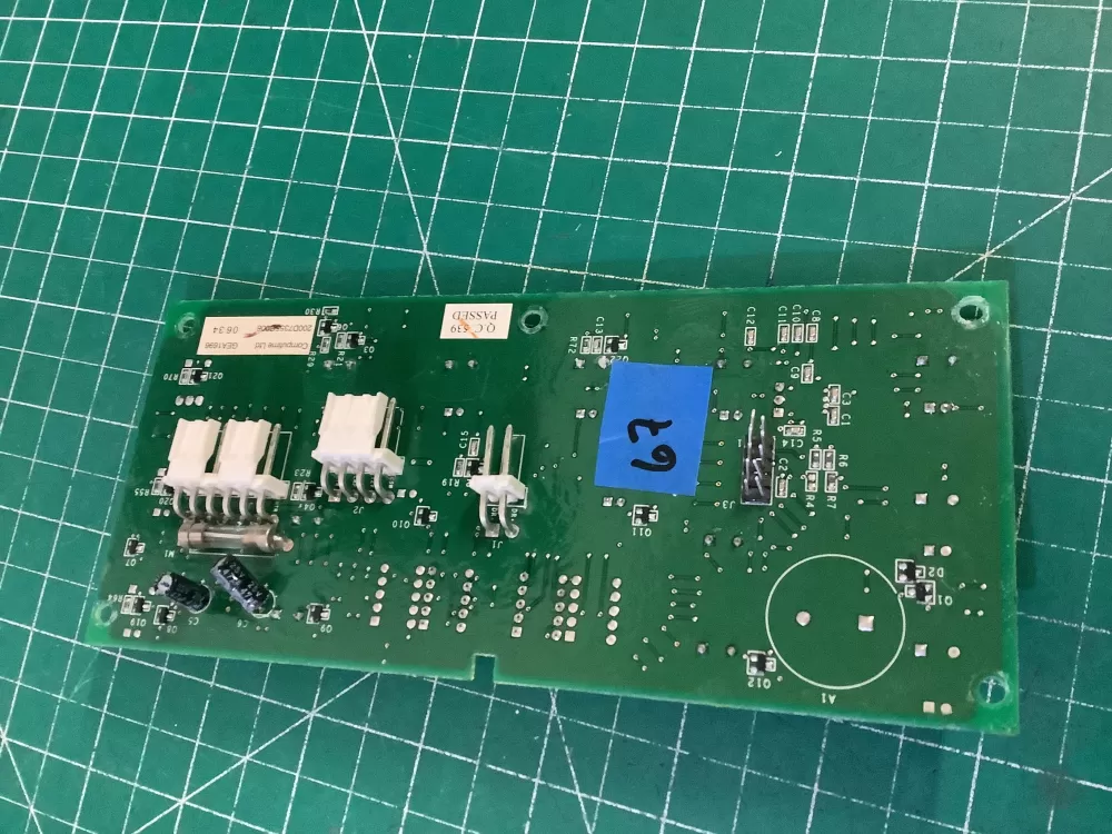 GE Hotpoint 200D7355G006 Refrigerator Control Board Dispenser AZ208133 | NR67