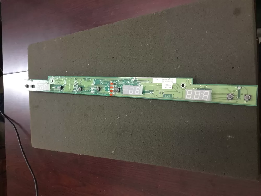 GE  200D4716G004 ELECTRONIC BOARD