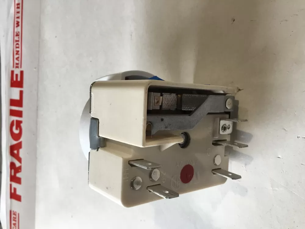 Frigidaire 316436001 316021501 Range Surface Element Switch AZ149415 | SL215