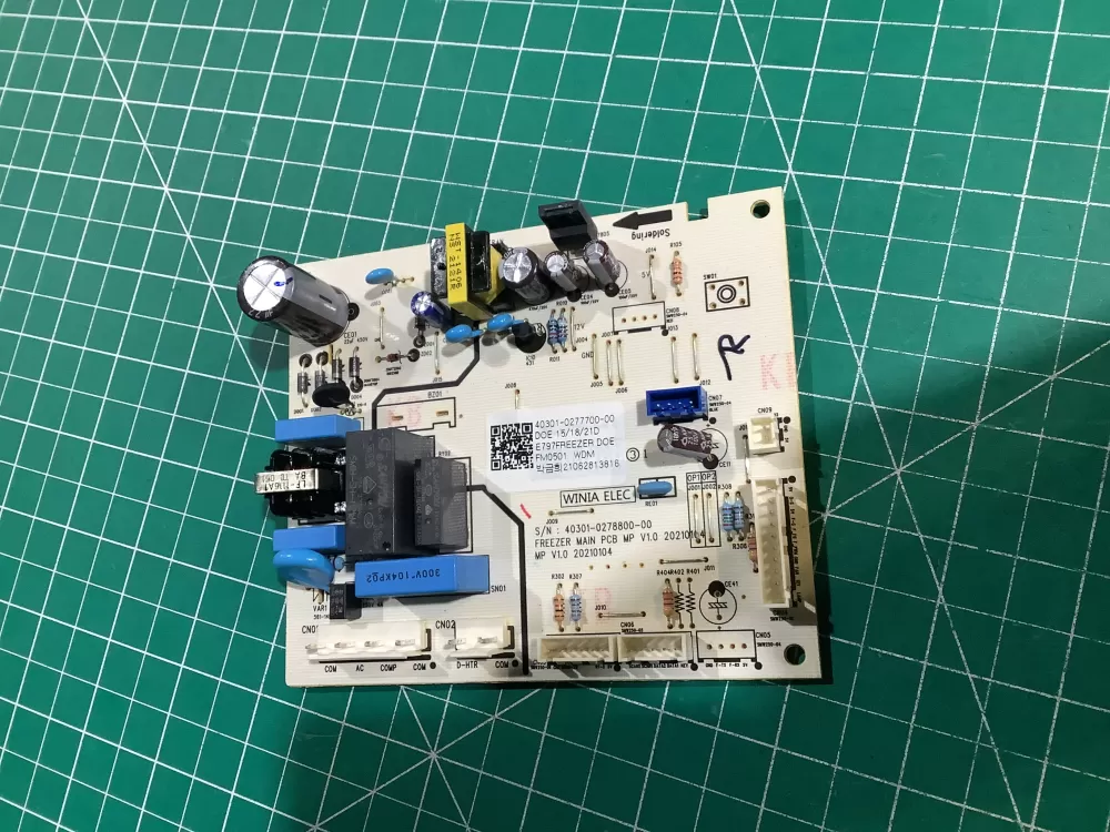 Kenmore 40301-0277700-00 Freezer Control Board AZ153475 | NR118
